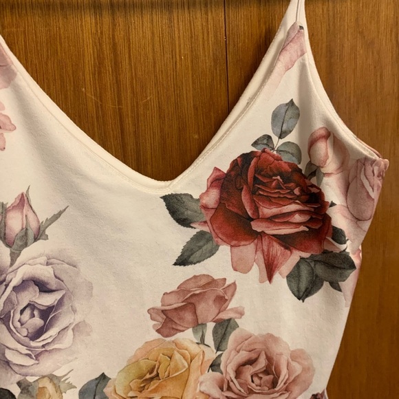 Gaze women’s spaghetti strap floral bodysuit size small - Picture 10 of 10